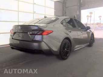 2025 Toyota Camry SE - miniatura 4