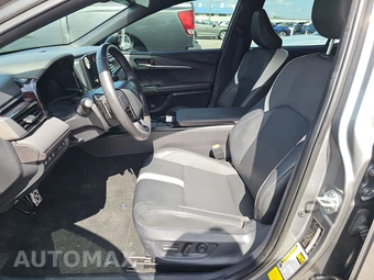 2025 Toyota Camry SE - miniatura 7