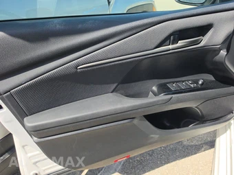 2025 Toyota Camry SE - miniatura 15