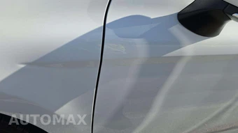 2025 Toyota Camry SE - miniatura 29