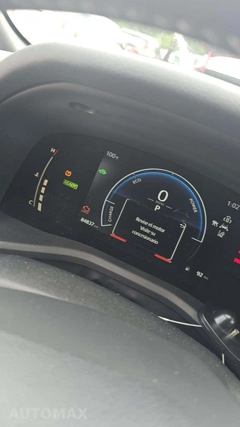 2025 Toyota Camry SE - miniatura 23