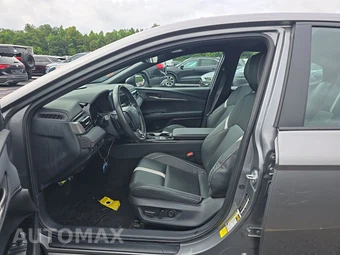 2025 Toyota Camry SE - miniatura 13