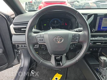 2025 Toyota Camry SE - miniatura 16