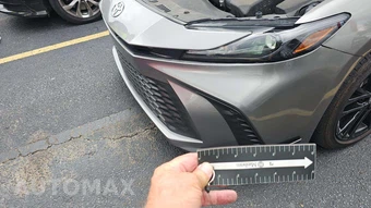 2025 Toyota Camry SE - miniatura 29