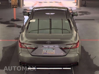 2025 Toyota Camry SE - miniatura 6