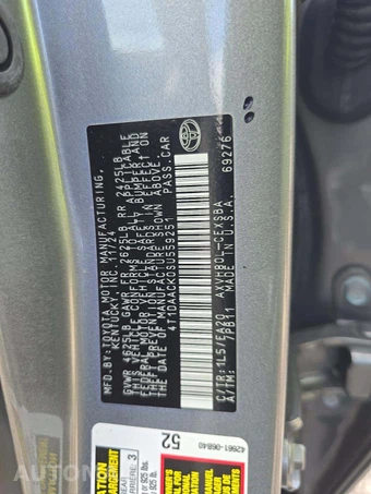 2025 Toyota Camry SE – miniatura 2