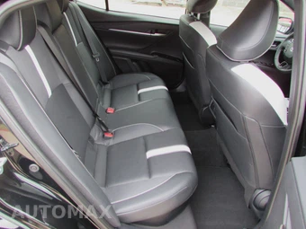 2025 Toyota Camry SE - miniatura 20