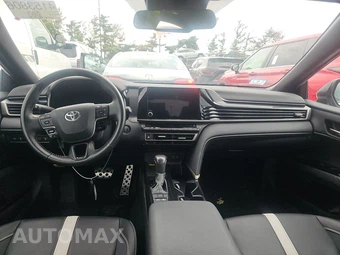 2025 Toyota Camry SE - miniatura 11