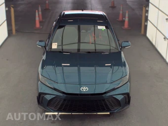2025 Toyota Camry SE - miniatura 2