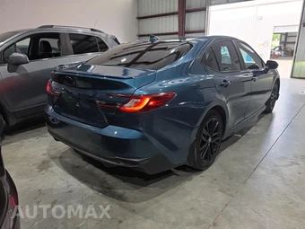 2025 Toyota Camry SE - miniatura 4