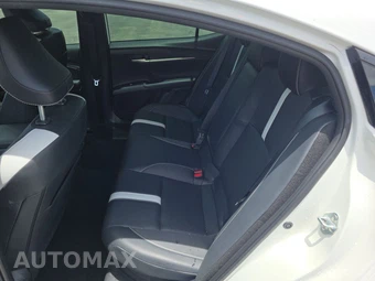 2025 Toyota Camry SE - miniatura 13
