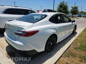 2025 Toyota Camry SE - miniatura 3