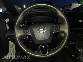 2025 Toyota Camry SE - miniatura 16