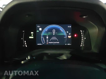 2025 Toyota Camry SE - miniatura 18
