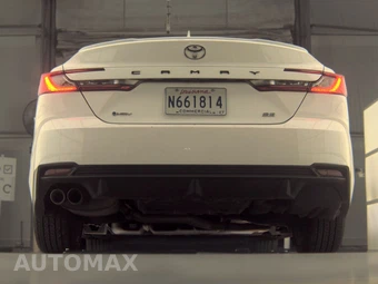 2025 Toyota Camry SE - miniatura 7
