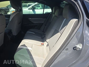 2025 Toyota Camry SE - miniatura 13