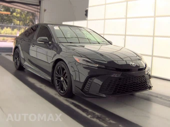 2025 Toyota Camry SE - miniatura 3