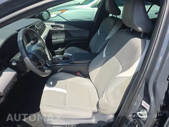 2025 Toyota Camry SE - miniatura 7