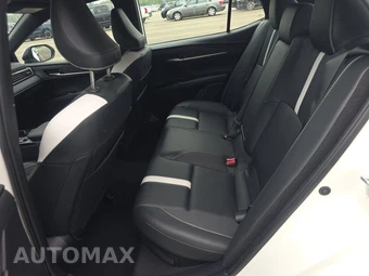 2025 Toyota Camry SE - miniatura 13