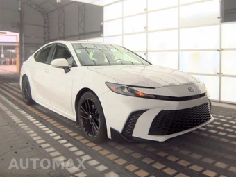 2025 Toyota Camry SE - miniatura 3