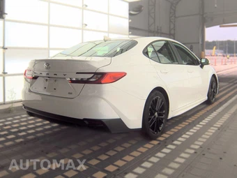 2025 Toyota Camry SE - miniatura 4