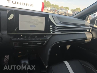 2025 Toyota Camry SE - miniatura 11