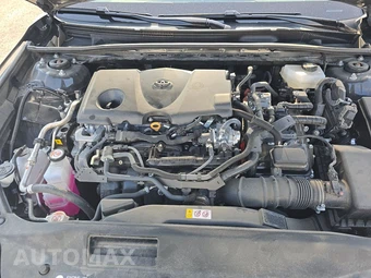2025 Toyota Camry SE - miniatura 16
