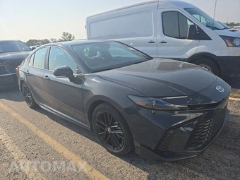 2025 Toyota Camry SE - miniatura 3