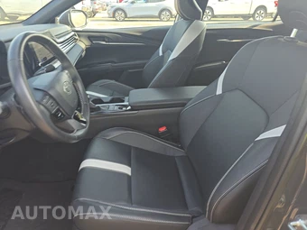 2025 Toyota Camry SE - miniatura 7