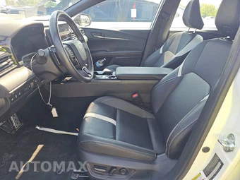 2025 Toyota Camry SE - miniatura 7