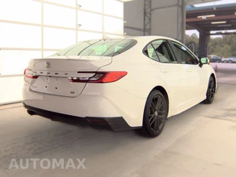 2025 Toyota Camry SE - miniatura 4