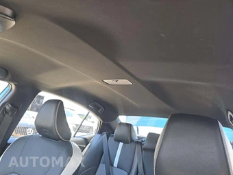 2025 Toyota Camry SE - miniatura 11
