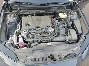 2025 Toyota Camry SE - miniatura 15