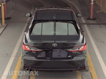 2025 Toyota Camry SE - miniatura 5
