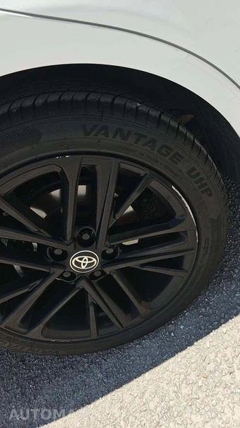 2025 Toyota Camry SE - miniatura 34