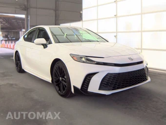 2025 Toyota Camry SE - miniatura 4