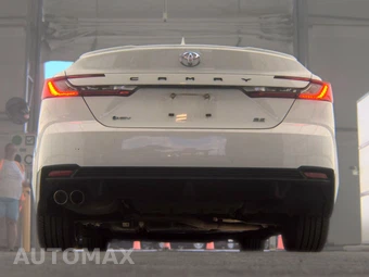 2025 Toyota Camry SE - miniatura 7