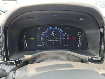 2025 Toyota Camry SE - miniatura 18
