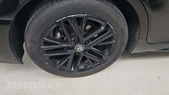 2025 Toyota Camry SE - miniatura 29