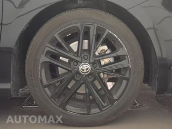 2025 Toyota Camry SE - miniatura 10