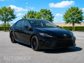2025 Toyota Camry SE - samochód z USA z aukcji Manheim, oferta Kup Teraz w AUTOMAX