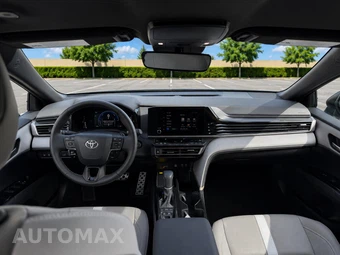 2025 Toyota Camry SE - miniatura 7
