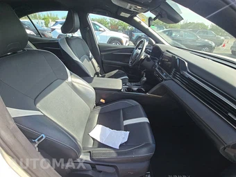 2025 Toyota Camry SE - miniatura 14