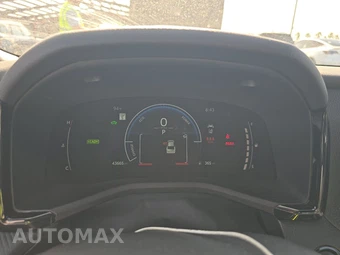2025 Toyota Camry SE - miniatura 18
