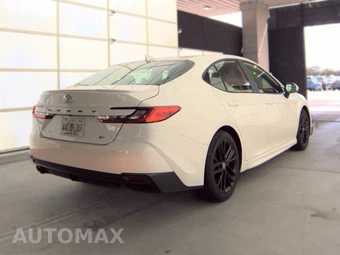2025 Toyota Camry SE - miniatura 5