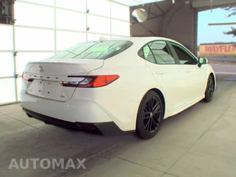 2025 Toyota Camry SE - miniatura 4