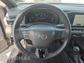 2025 Toyota Camry SE - miniatura 10
