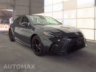 2025 Toyota Camry SE - miniatura 3