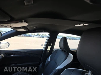 2025 Toyota Camry SE - miniatura 17