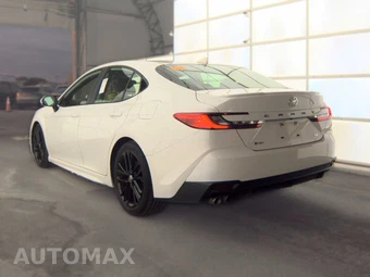 2025 Toyota Camry SE - miniatura 6